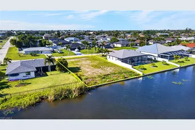 107 SW 21st St, Cape Coral, FL 33991 - Photo 18