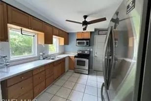 253 S Cypress St, Labelle, FL 33935 - Photo 4