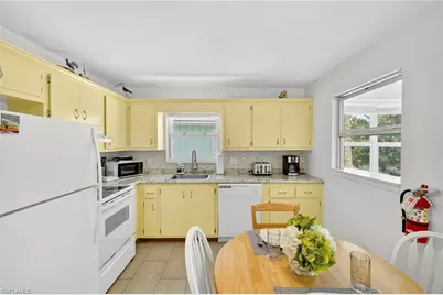 235 Mango St #235,237, Fort Myers Beach, FL 33931 - Photo 20