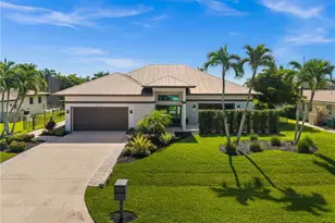 5815 SW 1st Pl, Cape Coral, FL 33914 - Photo 4