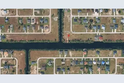 1728 NW 27th St, Cape Coral, FL 33993 - Photo 4