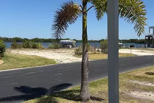 361 Shoreland Dr, Fort Myers, FL 33905 - Photo 16