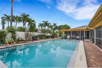 3605 Country Club Blvd #C, Cape Coral, FL 33904 - Photo 28