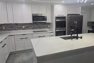 1736 Colorado Ave NE, Saint Petersburg, FL 33703 - Photo 14