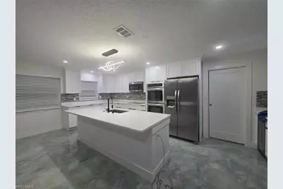 1736 Colorado Ave NE, Saint Petersburg, FL 33703 - Photo 10