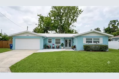 1736 Colorado Ave NE, Saint Petersburg, FL 33703 - Photo 2