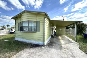 280 Flame Ln, North Fort Myers, FL 33917 - Photo 2