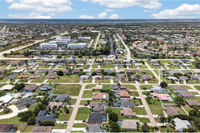 1821 SW 22nd Ter, Cape Coral, FL 33991 - Photo 30