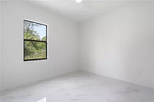 8032 Windswept Cir, Labelle, FL 33935 - Photo 26