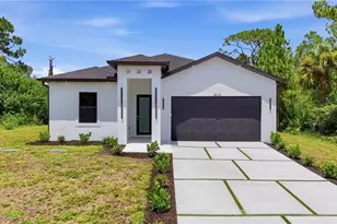 8032 Windswept Cir, Labelle, FL 33935 - Photo 1