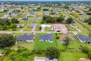 2805 26th St SW, Lehigh Acres, FL 33976 - Photo 6