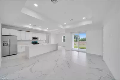 2805 26th St SW, Lehigh Acres, FL 33976 - Photo 16
