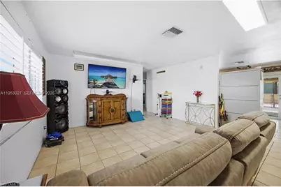 1526 NE 4th Ter, Cape Coral, FL 33909 - Photo 12