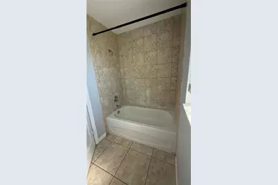 4444 29th St SW, Lehigh Acres, FL 33973 - Photo 4