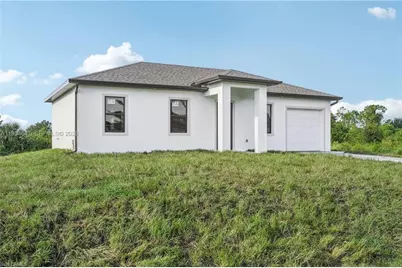 4402 E 19th St, Lehigh Acres, FL 33972 - Photo 4