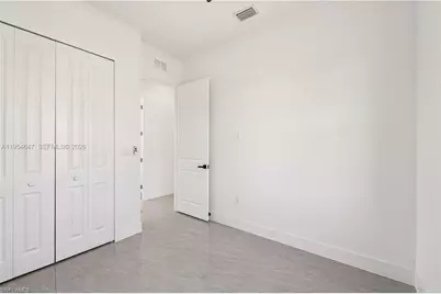 4402 E 19th St, Lehigh Acres, FL 33972 - Photo 12