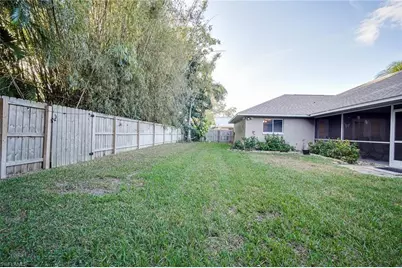 8831 Banyan Cove Cir, Fort Myers, FL 33919 - Photo 38