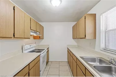 4913 Viceroy St #A, Cape Coral, FL 33904 - Photo 8