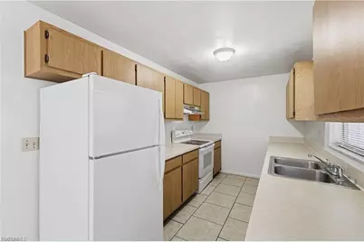4913 Viceroy St #A, Cape Coral, FL 33904 - Photo 6