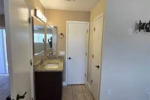 960 Hearty St, North Fort Myers, FL 33903 - Photo 14
