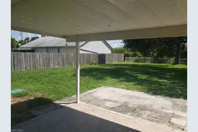 1306 Hibiscus Dr, Cape Coral, FL 33909 - Photo 12