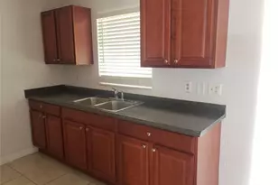 1306 Hibiscus Dr, Cape Coral, FL 33909 - Photo 4