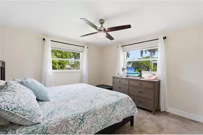418 Avalon Dr, Cape Coral, FL 33904 - Photo 26