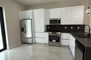 932 Dempsey St, Lehigh Acres, FL 33974 - Photo 6