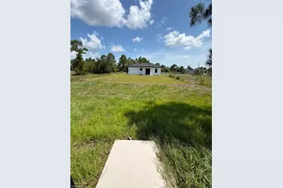 932 Dempsey St, Lehigh Acres, FL 33974 - Photo 12