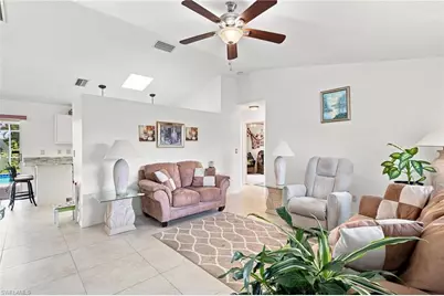412 SW 19th Ln, Cape Coral, FL 33991 - Photo 6