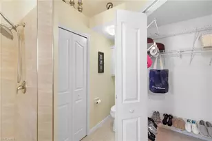 8009 San Vista Cir, Naples, FL 34109 - Photo 24