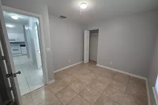 4836 Golfview Blvd, Lehigh Acres, FL 33973 - Photo 4