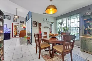 423 SW 39th St, Cape Coral, FL 33914 - Photo 4
