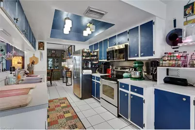 423 SW 39th St, Cape Coral, FL 33914 - Photo 6