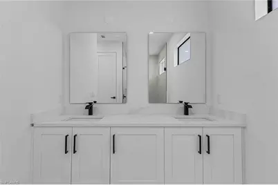 121 Gleason Pkwy, Cape Coral, FL 33914 - Photo 16