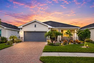 3943 E Hampton Cir, Alva, FL 33920 - Photo 1