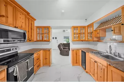 302 E Penn Rd, Lehigh Acres, FL 33936 - Photo 18