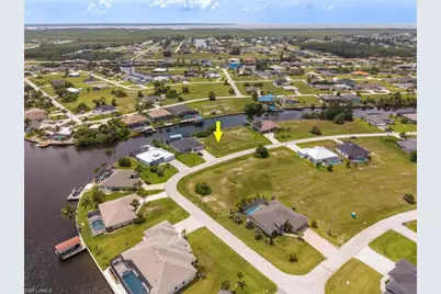 2210 NW 37th Pl, Cape Coral, FL 33993 - Photo 26