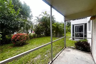 4906 Victoria Dr, Cape Coral, FL 33904 - Photo 16