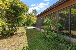 824 SW 13th Ave, Cape Coral, FL 33991 - Photo 26