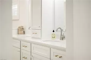 16 Sunview Blvd, Fort Myers Beach, FL 33931 - Photo 18