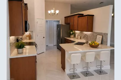 372 Rockland St, Lehigh Acres, FL 33972 - Photo 6