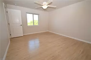 1914 NE 13th Pl, Cape Coral, FL 33909 - Photo 10