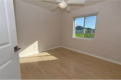 1914 NE 13th Pl, Cape Coral, FL 33909 - Photo 16