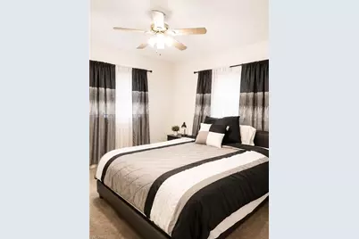 345 SE 47th Ter, Cape Coral, FL 33904 - Photo 10
