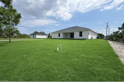 2600 26th St W, Lehigh Acres, FL 33971 - Photo 2