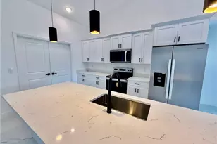 2600 26th St W, Lehigh Acres, FL 33971 - Photo 8