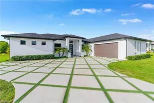 1902 NE 6th St, Cape Coral, FL 33909 - Photo 1