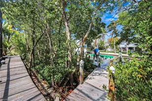 21580 Indian Bayou Dr, Fort Myers Beach, FL 33931 - Photo 46