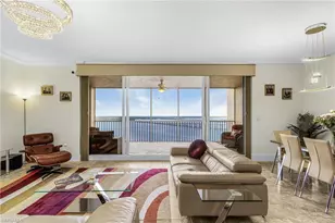 2104 W First St, Fort Myers, FL 33901 - Photo 6